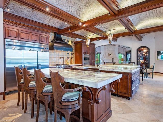 840 Admiralty Parade E, Naples, FL 34102
