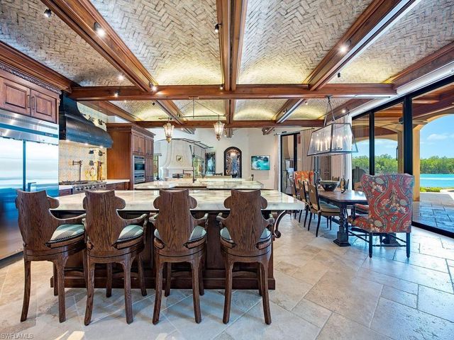 840 Admiralty Parade E, Naples, FL 34102