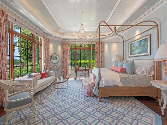 840 Admiralty Parade E, Naples, FL 34102