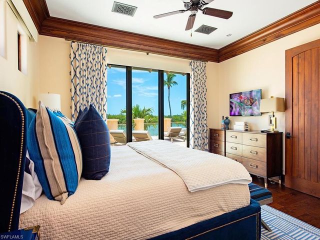 840 Admiralty Parade E, Naples, FL 34102