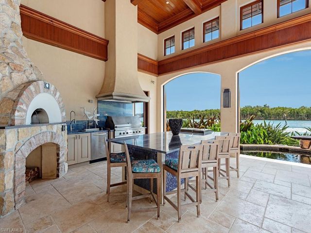 840 Admiralty Parade E, Naples, FL 34102