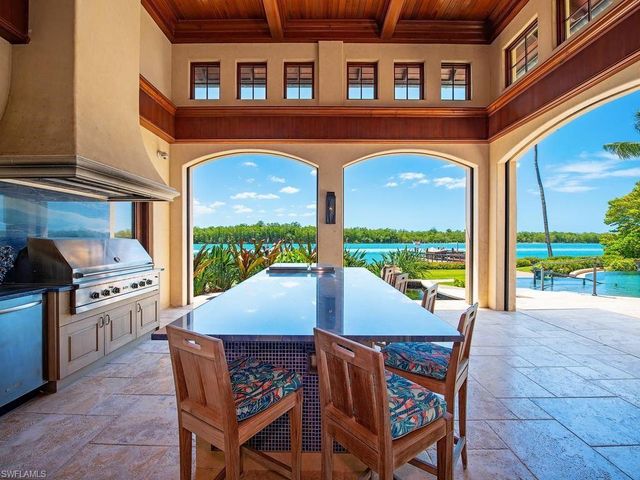 840 Admiralty Parade E, Naples, FL 34102