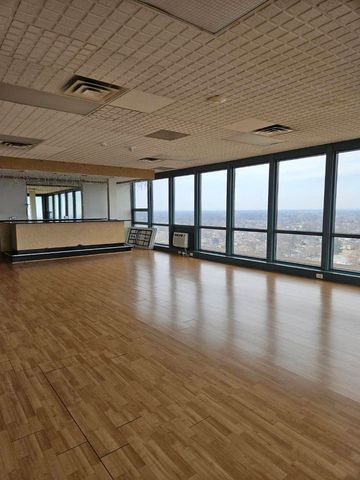 7234 W North Avenue 908, Elmwood Park, IL 60707