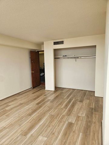 7234 W North Avenue 908, Elmwood Park, IL 60707