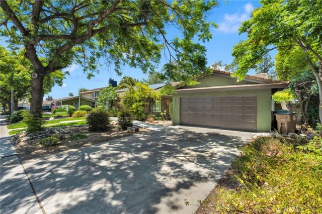 2425 San Fernando Court, Claremont, CA 91711