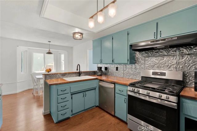 2425 San Fernando Court, Claremont, CA 91711