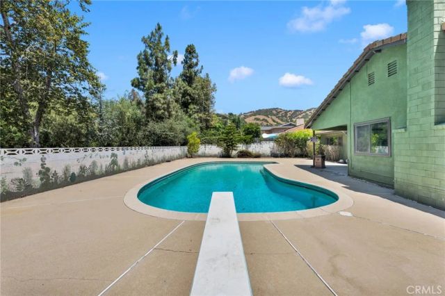 2425 San Fernando Court, Claremont, CA 91711