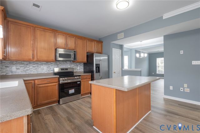 913 Dominion Townes Ct, Richmond, VA 23223