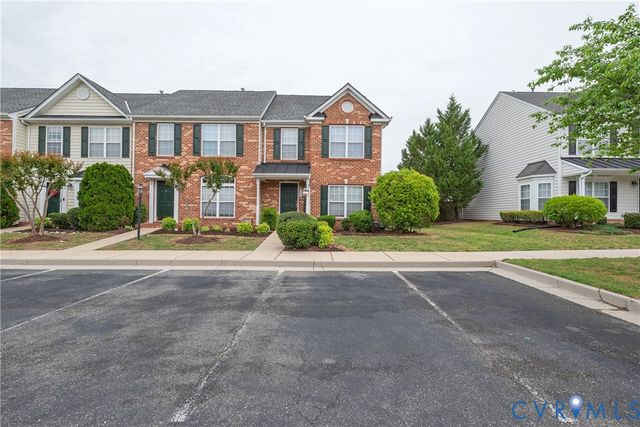 913 Dominion Townes Ct, Richmond, VA 23223