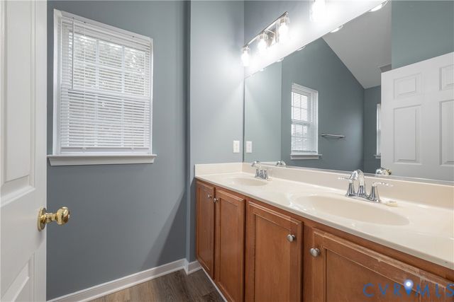 913 Dominion Townes Ct, Richmond, VA 23223