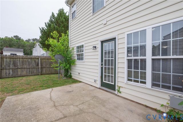 913 Dominion Townes Ct, Richmond, VA 23223