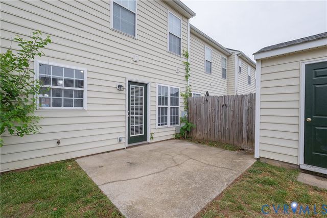913 Dominion Townes Ct, Richmond, VA 23223