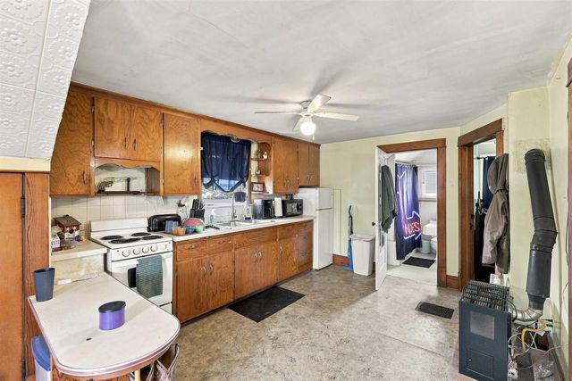 703 PARK AVENUE, Little Chute, WI 54140