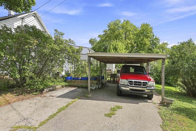 703 PARK AVENUE, Little Chute, WI 54140