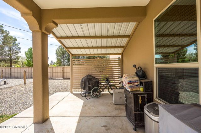 4526 Riverwalk Road, Las Cruces, NM 88007