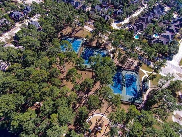 10606 Steppinstone Court, Spring, TX 77379