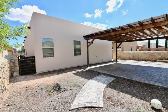 3817 Loma Cortez Drive, El Paso, TX 79938