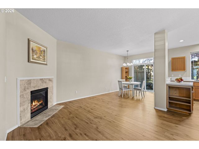 6315 Sw VINWOOD Ter, Beaverton, OR 97078