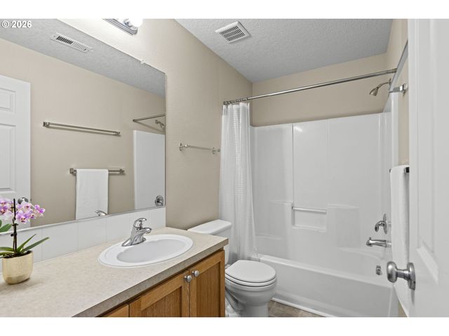 6315 Sw VINWOOD Ter, Beaverton, OR 97078