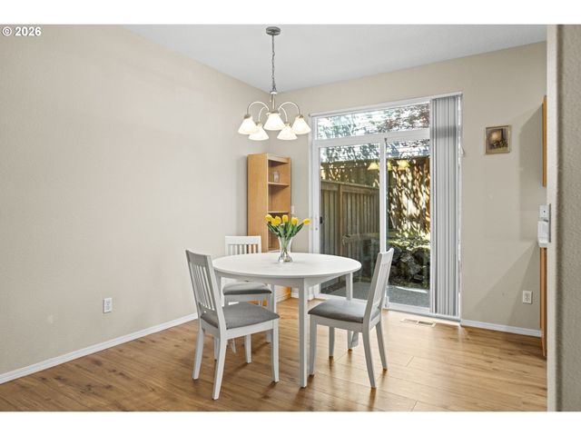 6315 Sw VINWOOD Ter, Beaverton, OR 97078