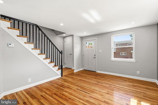 6000 NEWTOWN AVE, Philadelphia, PA 19111