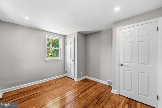 6000 NEWTOWN AVE, Philadelphia, PA 19111