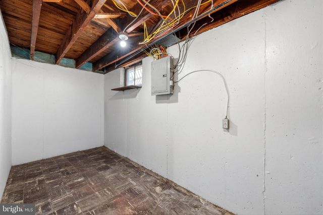 6000 NEWTOWN AVE, Philadelphia, PA 19111