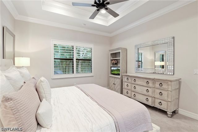 13435 Silktail DR, Naples, FL 34109