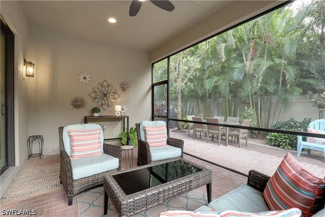 13435 Silktail DR, Naples, FL 34109
