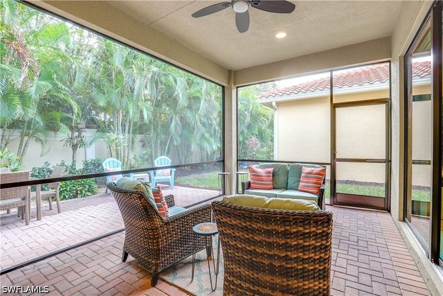 13435 Silktail DR, Naples, FL 34109