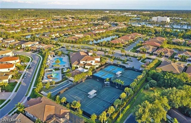 13435 Silktail DR, Naples, FL 34109