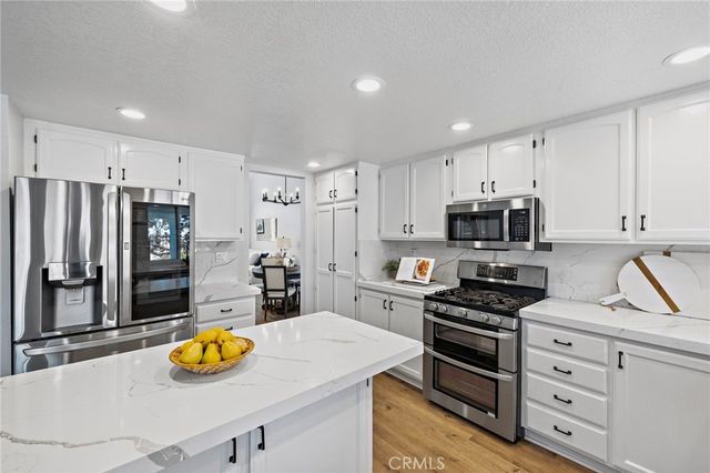 27861 Via Roma, Mission Viejo, CA 92692