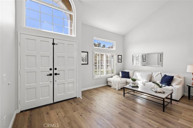 27861 Via Roma, Mission Viejo, CA 92692