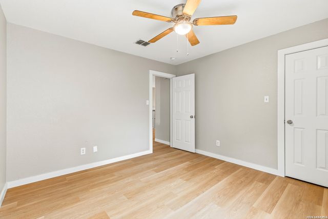 1921 Walter Raleigh, Windcrest, TX 78239