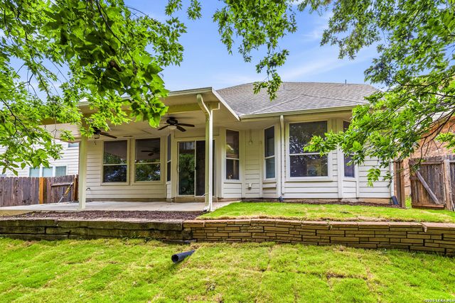 1921 Walter Raleigh, Windcrest, TX 78239