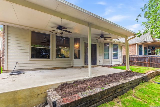 1921 Walter Raleigh, Windcrest, TX 78239