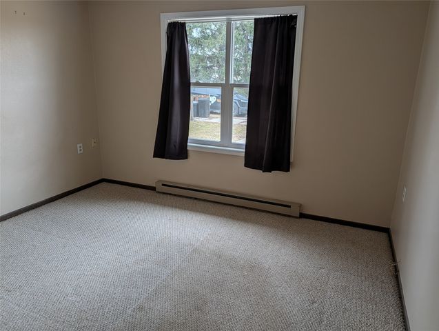 918 Smith Street, Woodburn, IA 50275