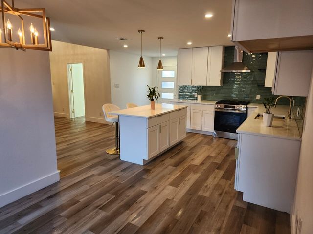 6619 Gentle Wind Lane, Dallas, TX 75248