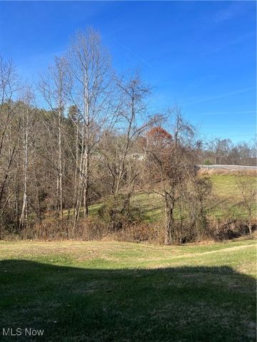 2567 State Route 555, Little Hocking, OH 45742