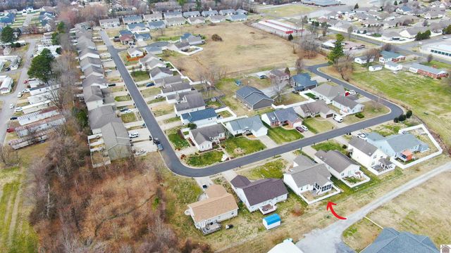 2330 Perkins Creek Drive, Paducah, KY 42001