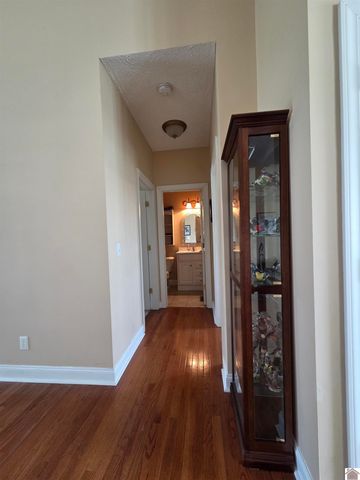 2330 Perkins Creek Drive, Paducah, KY 42001