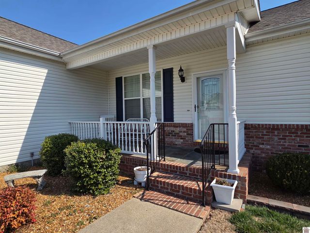 2330 Perkins Creek Drive, Paducah, KY 42001