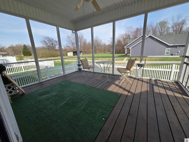 2330 Perkins Creek Drive, Paducah, KY 42001