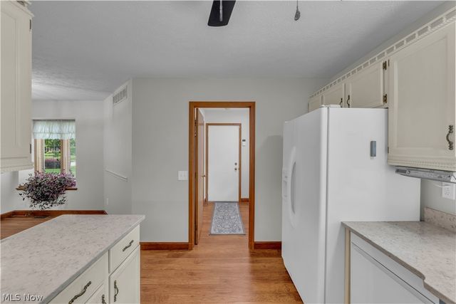 19757 Cross Trail S, Strongsville, OH 44136