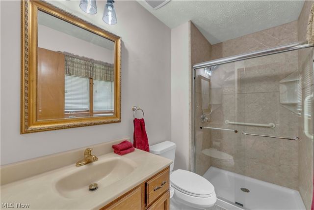 19757 Cross Trail S, Strongsville, OH 44136