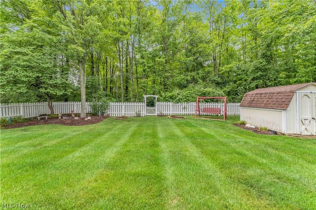 19757 Cross Trail S, Strongsville, OH 44136