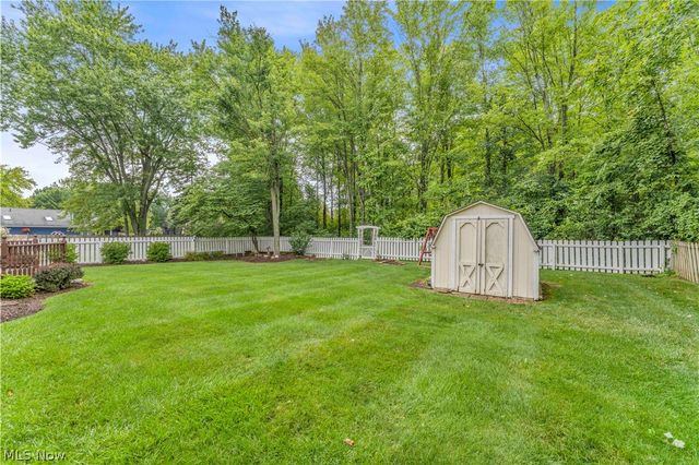 19757 Cross Trail S, Strongsville, OH 44136