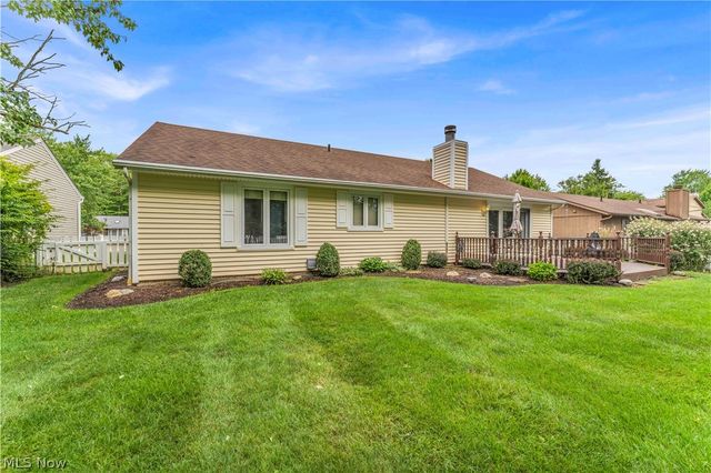 19757 Cross Trail S, Strongsville, OH 44136