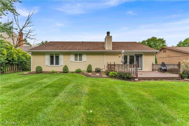 19757 Cross Trail S, Strongsville, OH 44136