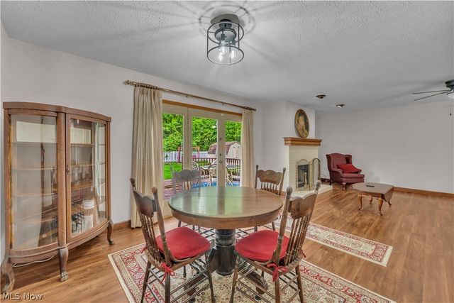 19757 Cross Trail S, Strongsville, OH 44136